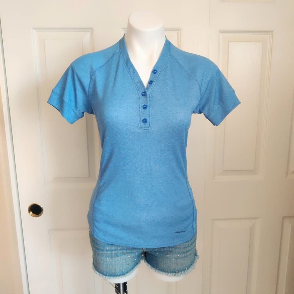 Patagonia blue waffle knit henley short sleeve shirt sz M